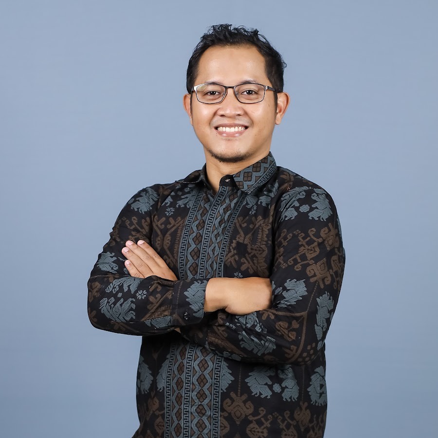 Naufal Ishartono, Ph.D.